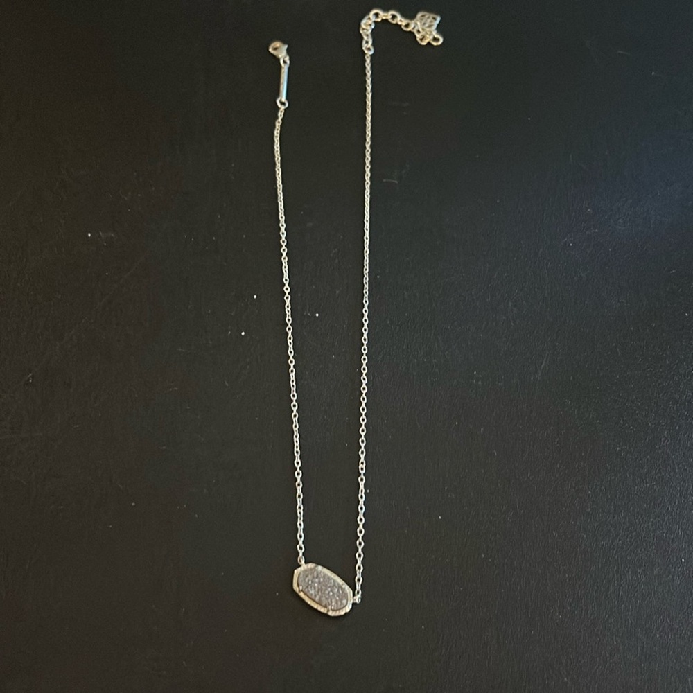 Kendra Scott Elisa Necklace gold and platinum